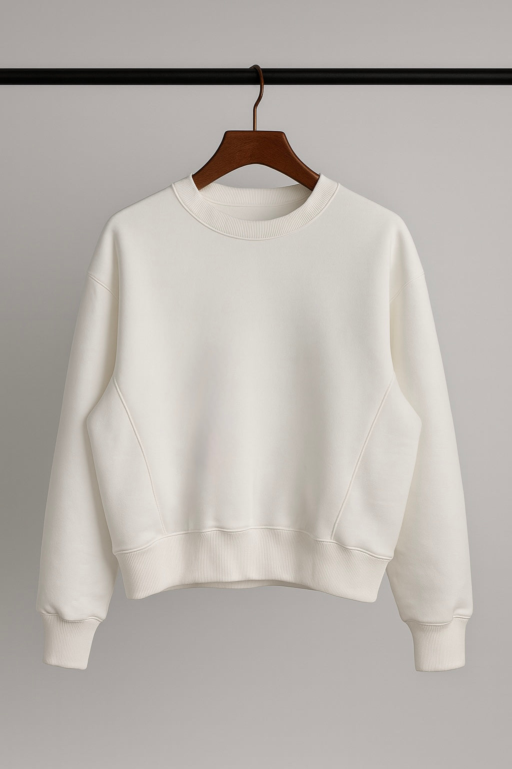 The “Blanc Essential” Sweatshirt